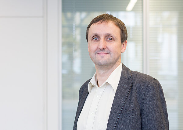 Prof. Dr. Holger Müller Prof. Dr. Holger Müller