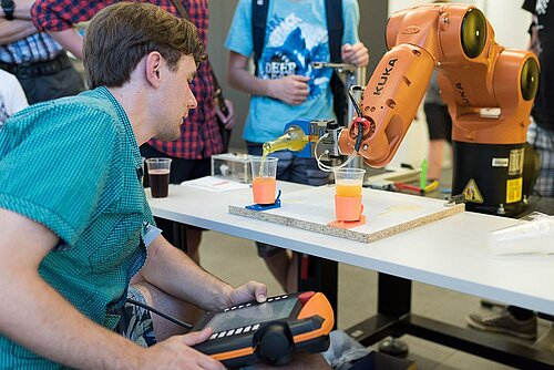 Die Bar der Zukunft Die Bar der Zukunft