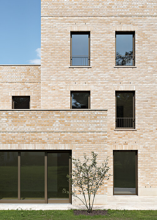 positionen - "Das Gute lässt sich vom Schönen nicht trennen." positionen - "Das Gute lässt sich vom Schönen nicht trennen."