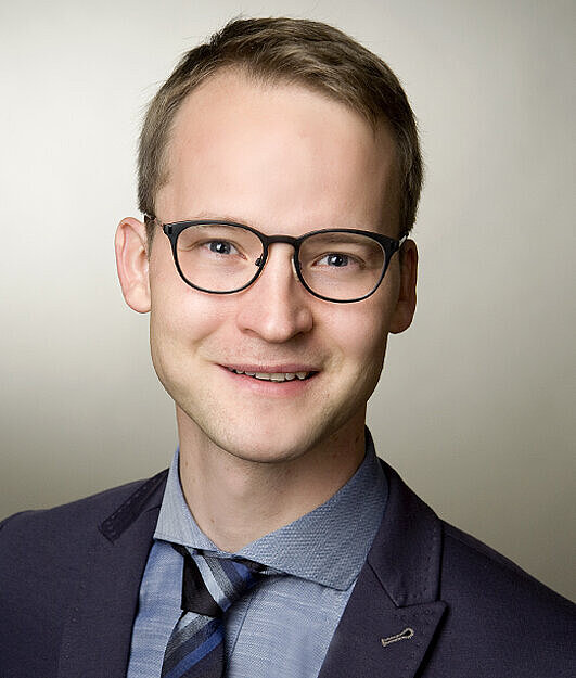 Dr. Karl-Peter Fritz Dr. Karl-Peter Fritz