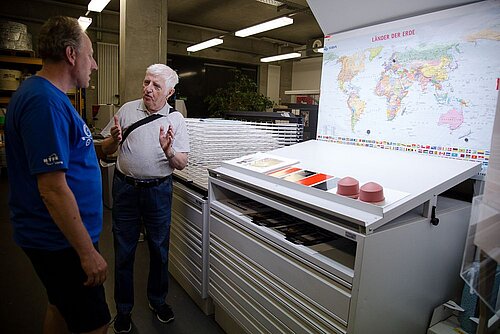 Blick hinter die Kulissen der Hausdruckerei der HTWK Leipzig Blick hinter die Kulissen der Hausdruckerei der HTWK Leipzig